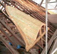 Fledermausgaupe auf dem Hauptbahnhof in Bielefeld