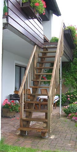 Balkontreppe02